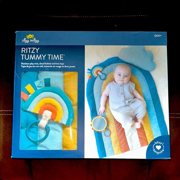 Itzy Ritzy Tummy Times Rainbow 🌈 Matte - Picture 1 of 4